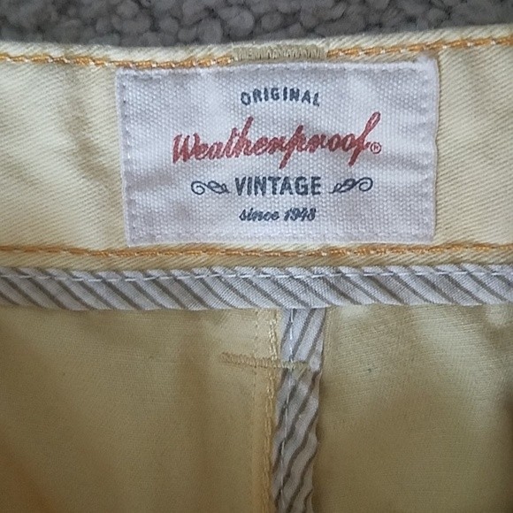 - Original vintage weatherproof yellow men's shorts size 40W - Picture 2 of 6